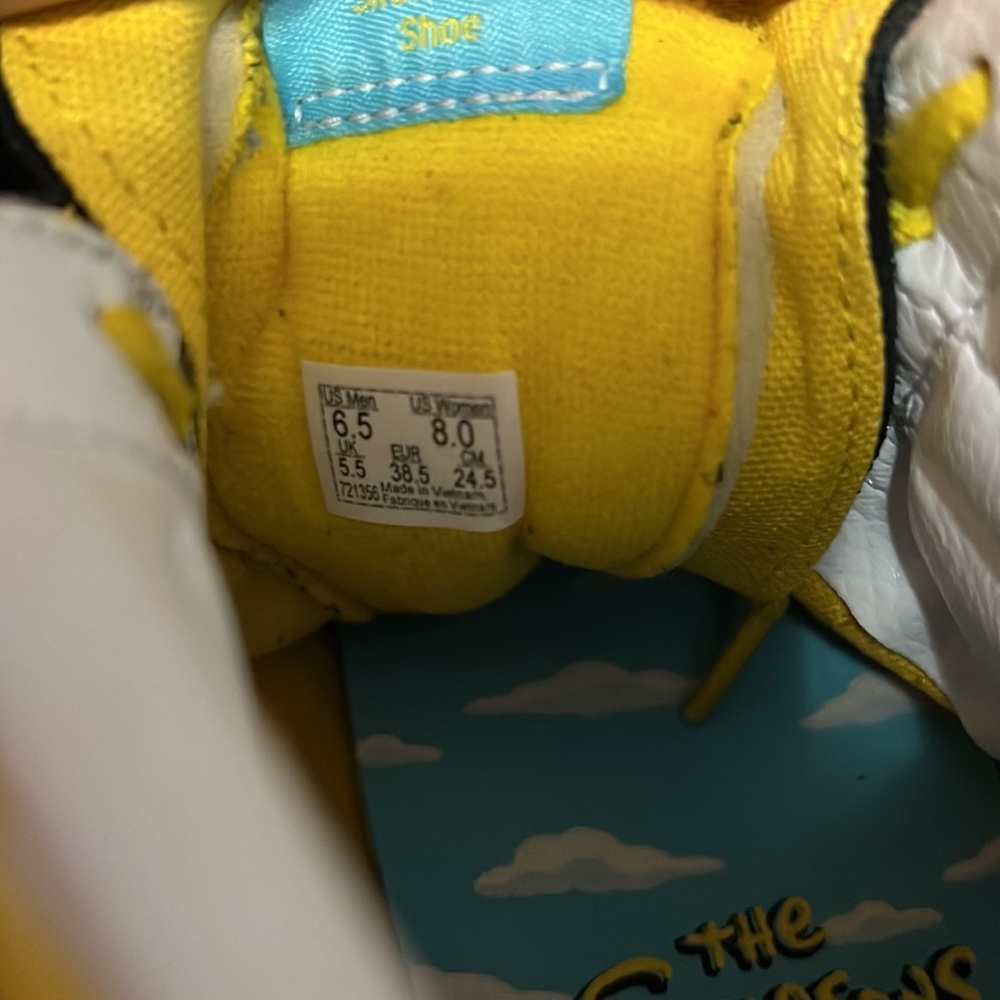 Simpsons vans!! - Picture 7 of 9